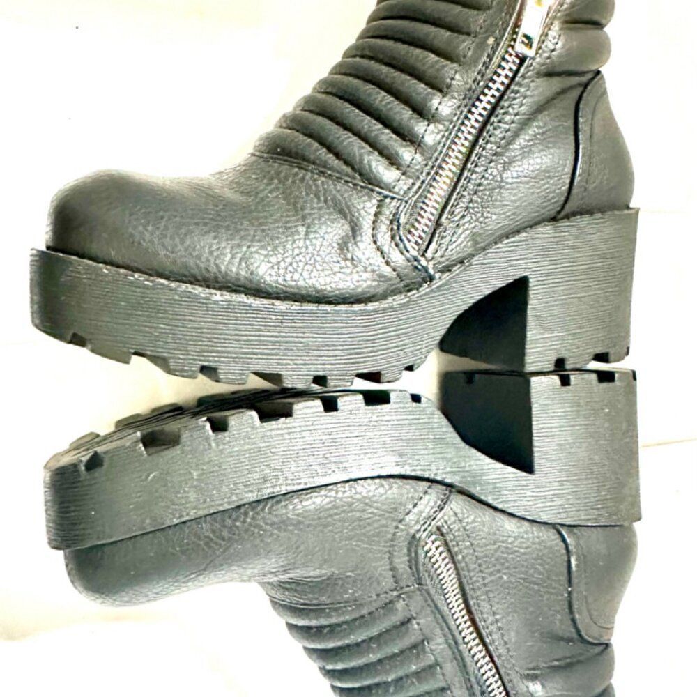 Outsider Open Road Moto Boots Size 6 Black with Side Zippers